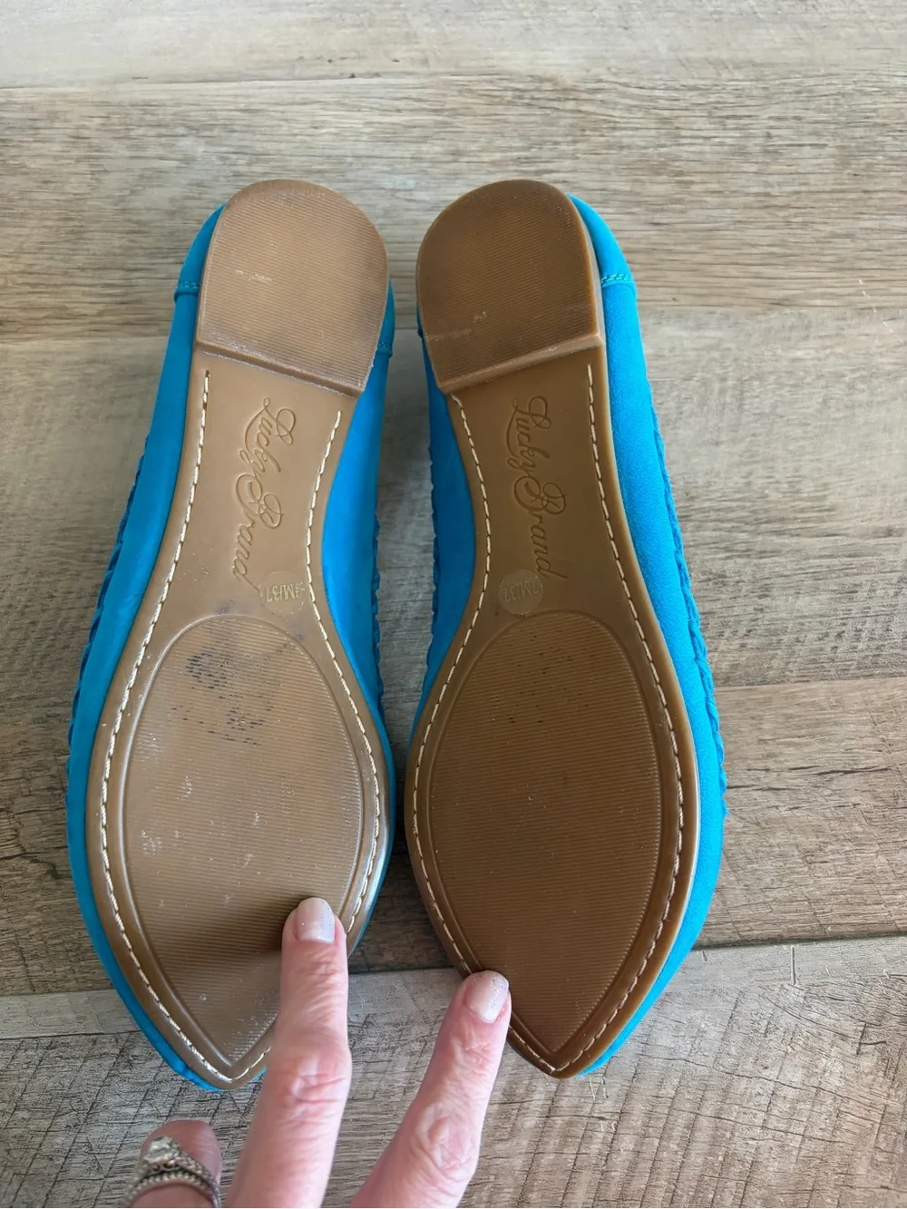 Lucky Brand Flats Women’s Size 7 PHOENE Blue Slip-on Leather Woven Shoes